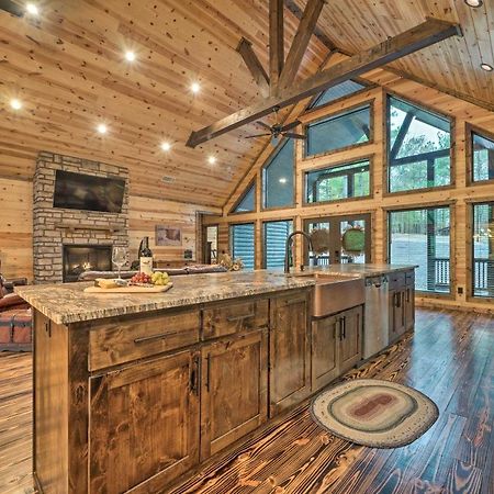 Broken Bow Cabin Deck With Hot Tub And Pool Table! Exterior foto