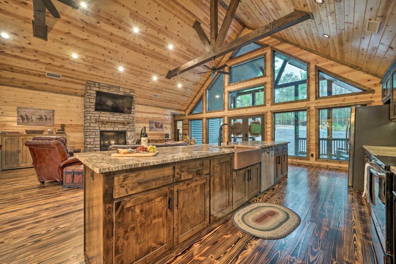 Broken Bow Cabin Deck With Hot Tub And Pool Table! Exterior foto