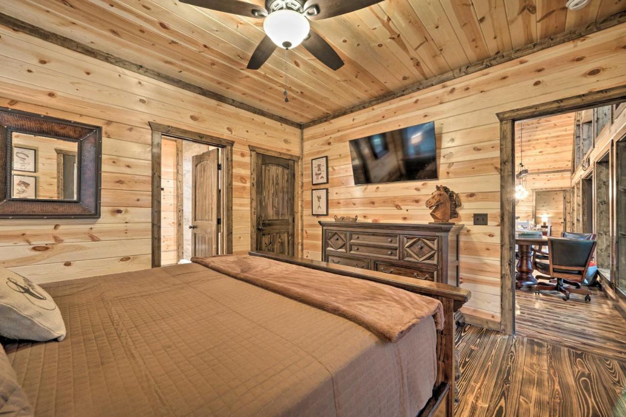 Broken Bow Cabin Deck With Hot Tub And Pool Table! Exterior foto