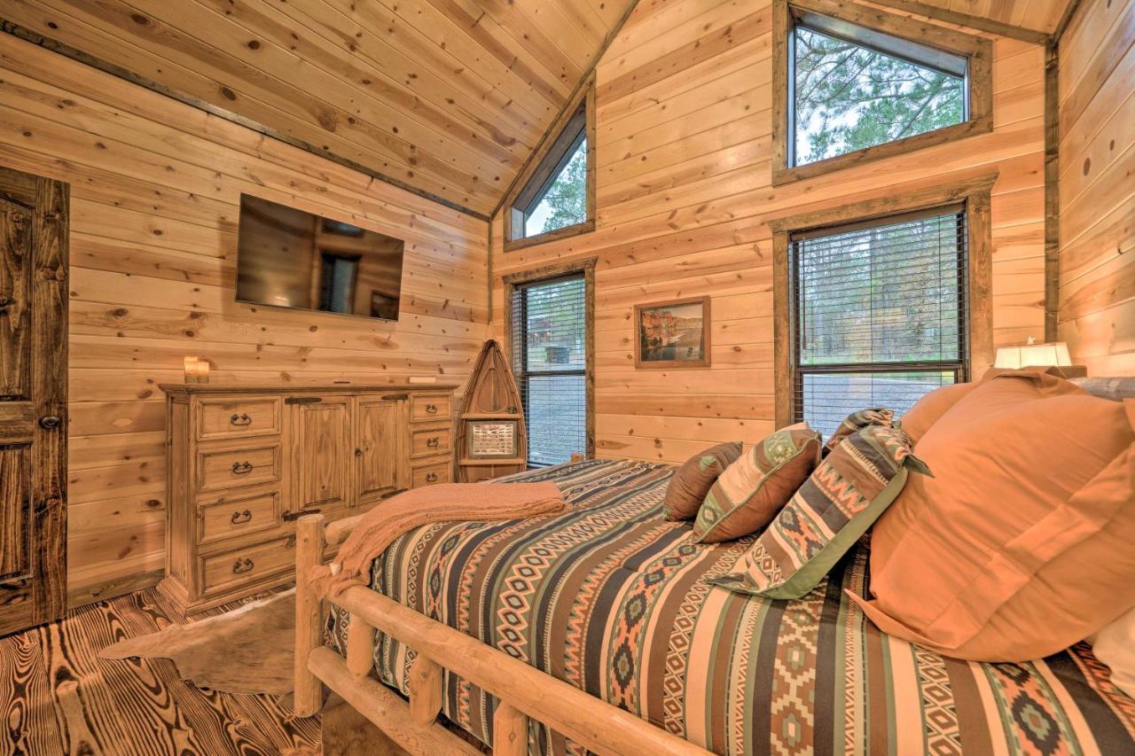 Broken Bow Cabin Deck With Hot Tub And Pool Table! Exterior foto
