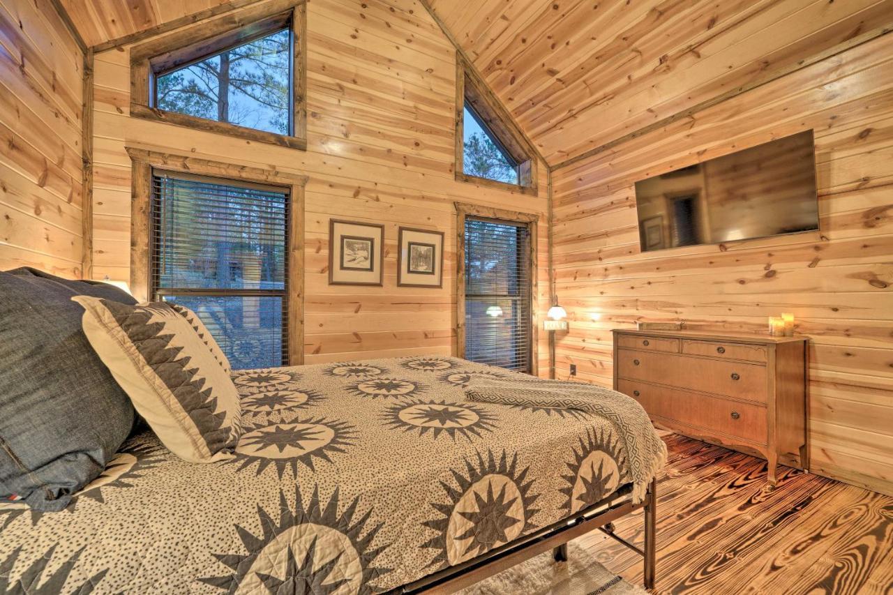 Broken Bow Cabin Deck With Hot Tub And Pool Table! Exterior foto