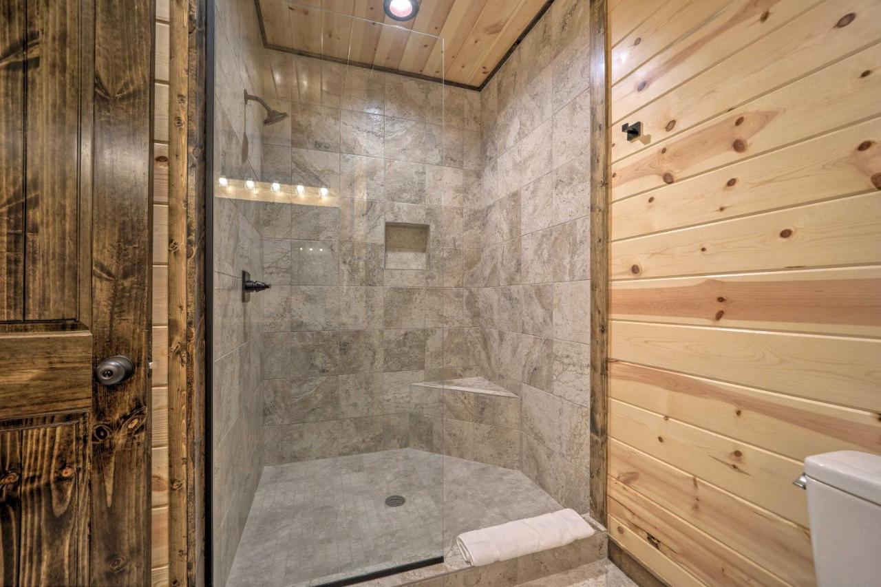 Broken Bow Cabin Deck With Hot Tub And Pool Table! Exterior foto